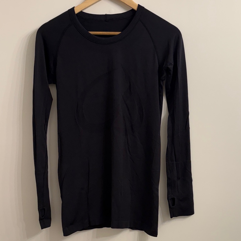 ⭐️NWOT Crz Yoga long sleeve